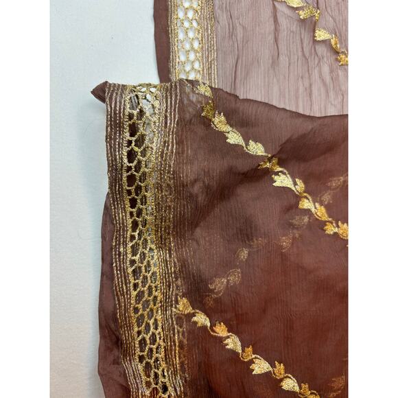 Metro Museum of Art Gilt Embroidered Cut-Out Gold Leaf 100% Silk Stole - Picture 6 of 8